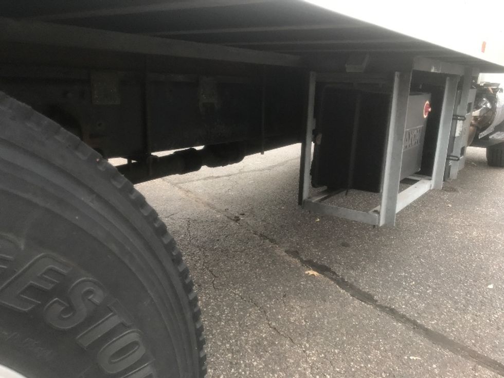 Medium Duty Box Truck-Light and Medium Duty Trucks-Hino-2017-338-Brooklyn Park-MN-87,218\n\t\tmiles-$ 38,500 - Image 14