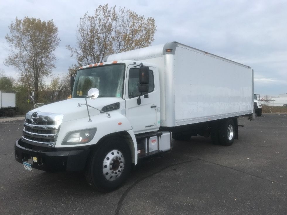 Medium Duty Box Truck-Light and Medium Duty Trucks-Hino-2017-338-Brooklyn Park-MN-87,218\n\t\tmiles-$ 38,500 - Image 3