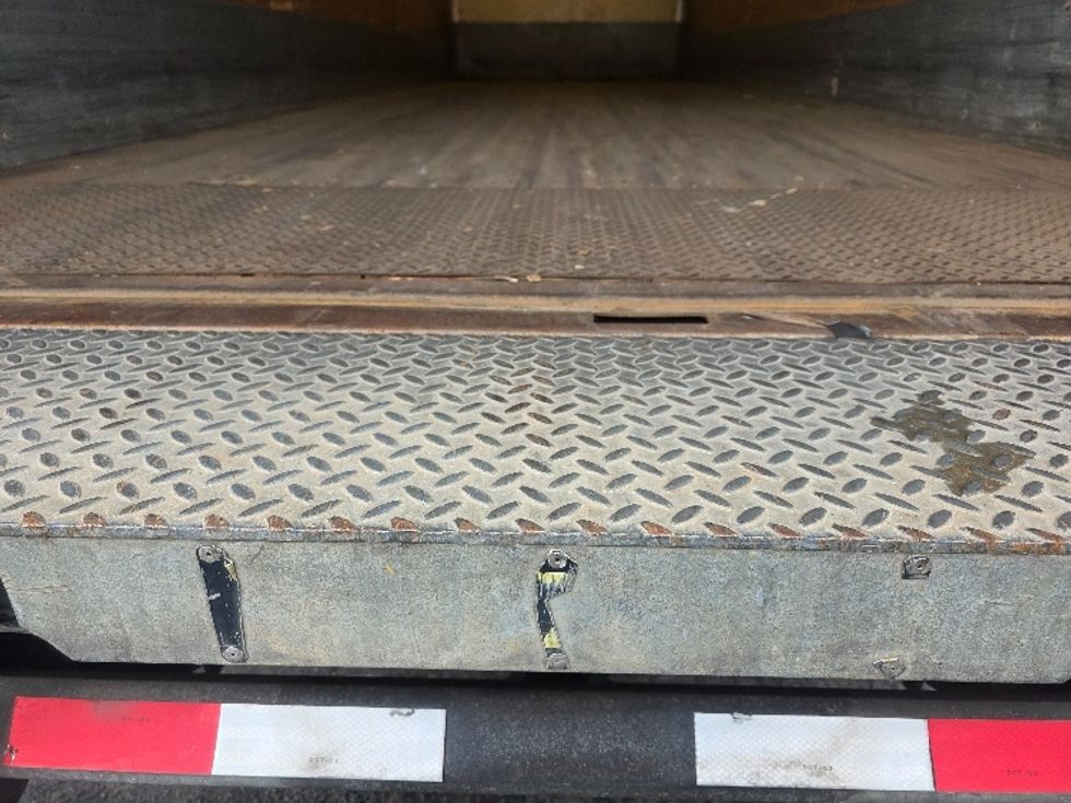 Medium Duty Box Truck-Light and Medium Duty Trucks-Hino-2017-338-Cranbury-NJ-322,720\n\t\tmiles-$ 23,250 - Image 10