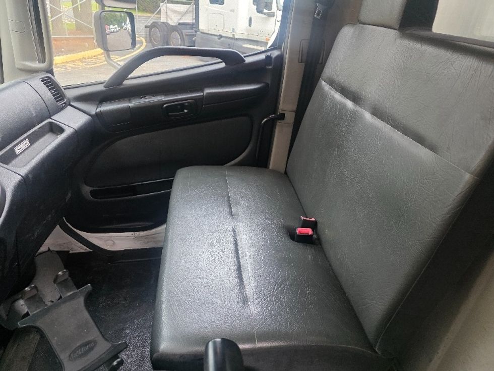 Medium Duty Box Truck-Light and Medium Duty Trucks-Hino-2017-338-Cranbury-NJ-322,720\n\t\tmiles-$ 23,250 - Image 19