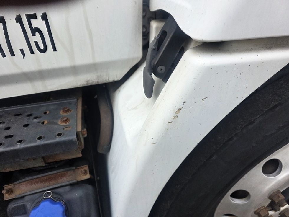 Medium Duty Box Truck-Light and Medium Duty Trucks-Hino-2017-338-Cranbury-NJ-322,720\n\t\tmiles-$ 23,250 - Image 29