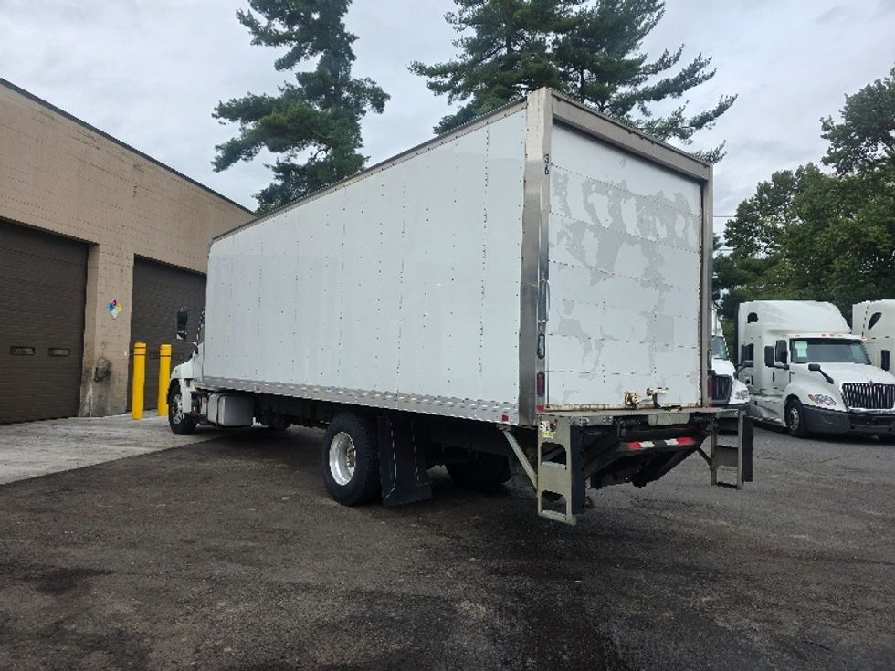 Medium Duty Box Truck-Light and Medium Duty Trucks-Hino-2017-338-Cranbury-NJ-322,720\n\t\tmiles-$ 23,250 - Image 6