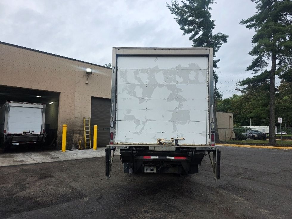 Medium Duty Box Truck-Light and Medium Duty Trucks-Hino-2017-338-Cranbury-NJ-322,720\n\t\tmiles-$ 23,250 - Image 7