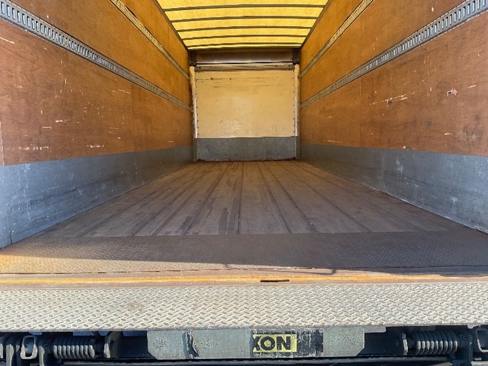 Medium Duty Box Truck-Light and Medium Duty Trucks-Hino-2017-338-Dayton-NJ-258,588\n\t\tmiles-$ 30,000 - Image 10