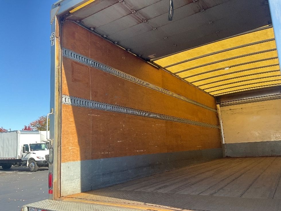 Medium Duty Box Truck-Light and Medium Duty Trucks-Hino-2017-338-Dayton-NJ-258,588\n\t\tmiles-$ 30,000 - Image 11