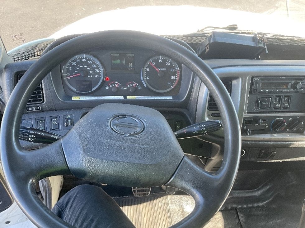 Medium Duty Box Truck-Light and Medium Duty Trucks-Hino-2017-338-Dayton-NJ-258,588\n\t\tmiles-$ 30,000 - Image 18