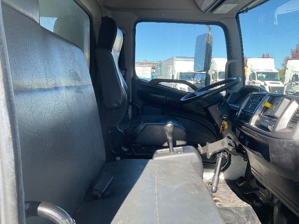 Medium Duty Box Truck-Light and Medium Duty Trucks-Hino-2017-338-Dayton-NJ-258,588\n\t\tmiles-$ 30,000 - Image 22