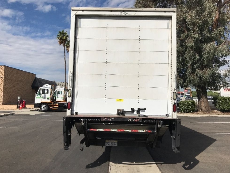 Medium Duty Box Truck-Light and Medium Duty Trucks-Hino-2017-338-Fontana-CA-202,051\n\t\tmiles-$ 32,000 - Image 7