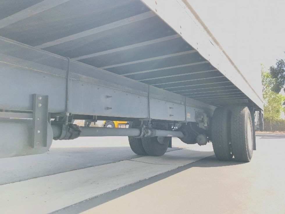Medium Duty Box Truck-Light and Medium Duty Trucks-Hino-2017-338-Fontana-CA-202,675\n\t\tmiles-$ 32,250 - Image 5