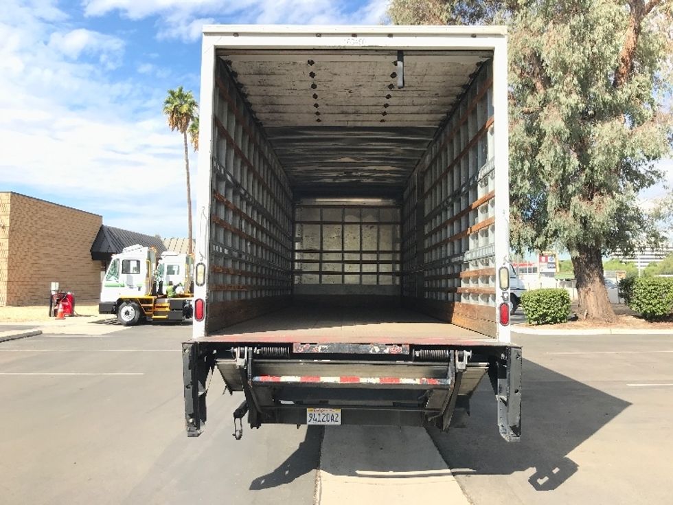 Medium Duty Box Truck-Light and Medium Duty Trucks-Hino-2017-338-Fontana-CA-202,675\n\t\tmiles-$ 32,250 - Image 8