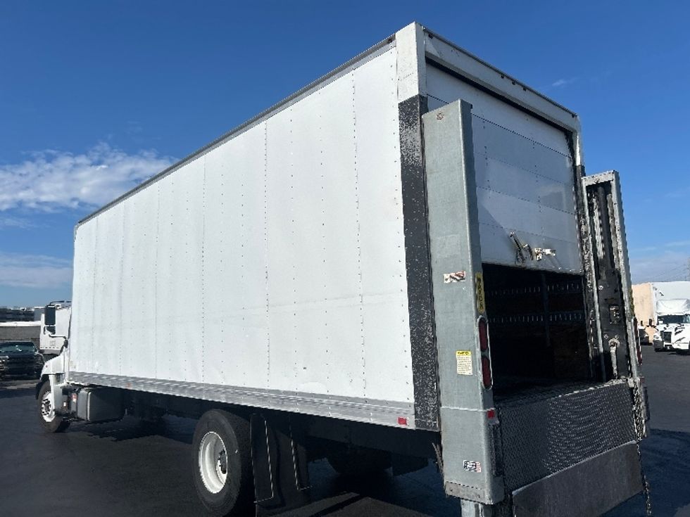 Medium Duty Box Truck-Light and Medium Duty Trucks-Hino-2017-338-Torrance-CA-154,548\n\t\tmiles-$ 42,000 - Image 13