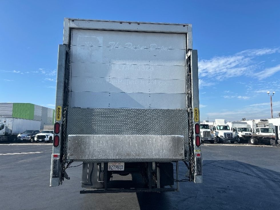 Medium Duty Box Truck-Light and Medium Duty Trucks-Hino-2017-338-Torrance-CA-154,548\n\t\tmiles-$ 42,000 - Image 7