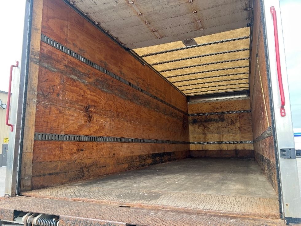 Medium Duty Box Truck-Light and Medium Duty Trucks-Hino-2017-338-West Fargo-ND-365,838\n\t\tmiles-$ 14,000 - Image 11