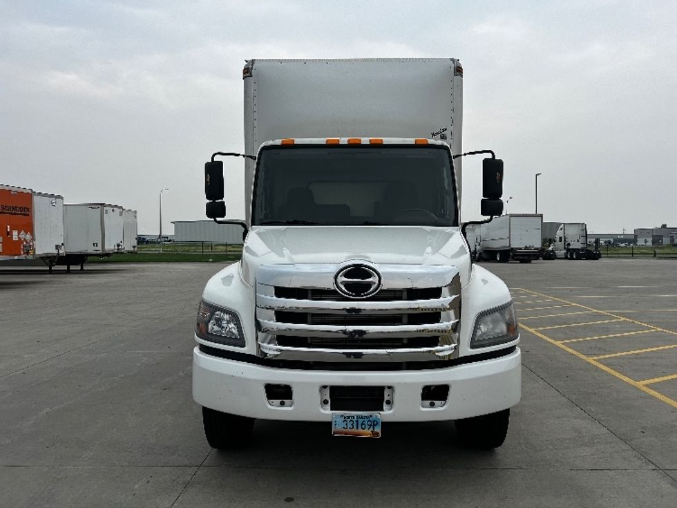 Medium Duty Box Truck-Light and Medium Duty Trucks-Hino-2017-338-West Fargo-ND-365,838\n\t\tmiles-$ 14,000 - Image 2