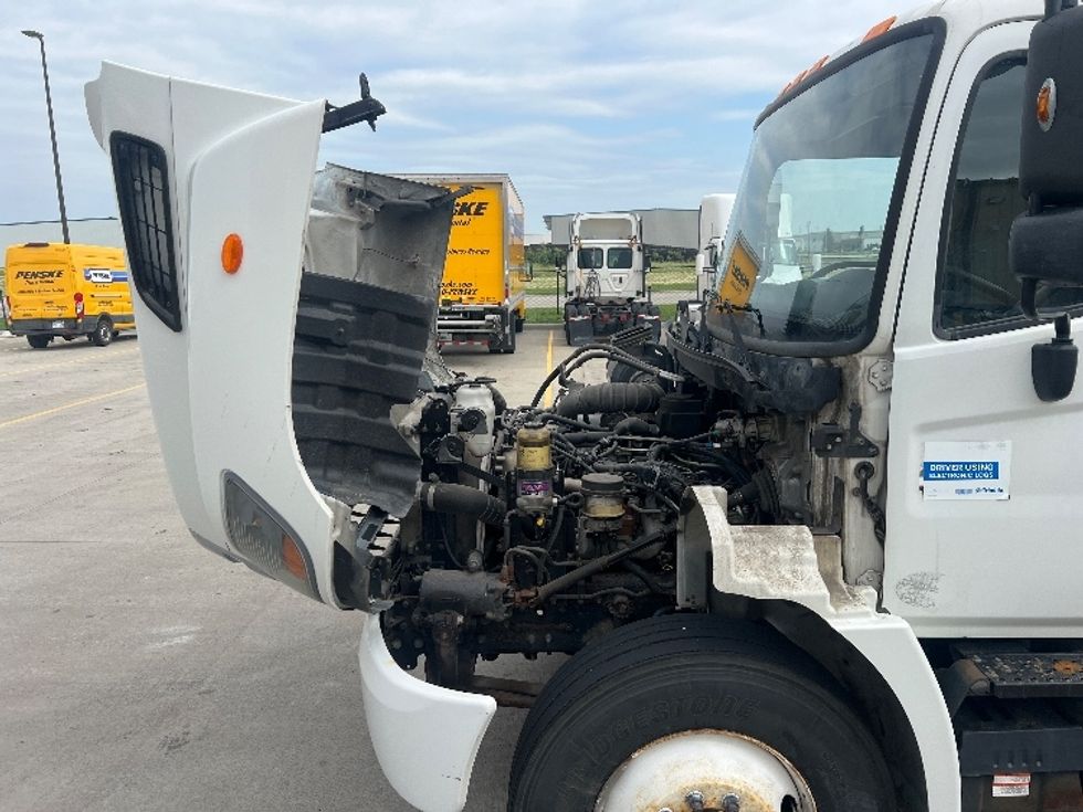 Medium Duty Box Truck-Light and Medium Duty Trucks-Hino-2017-338-West Fargo-ND-365,838\n\t\tmiles-$ 14,000 - Image 24