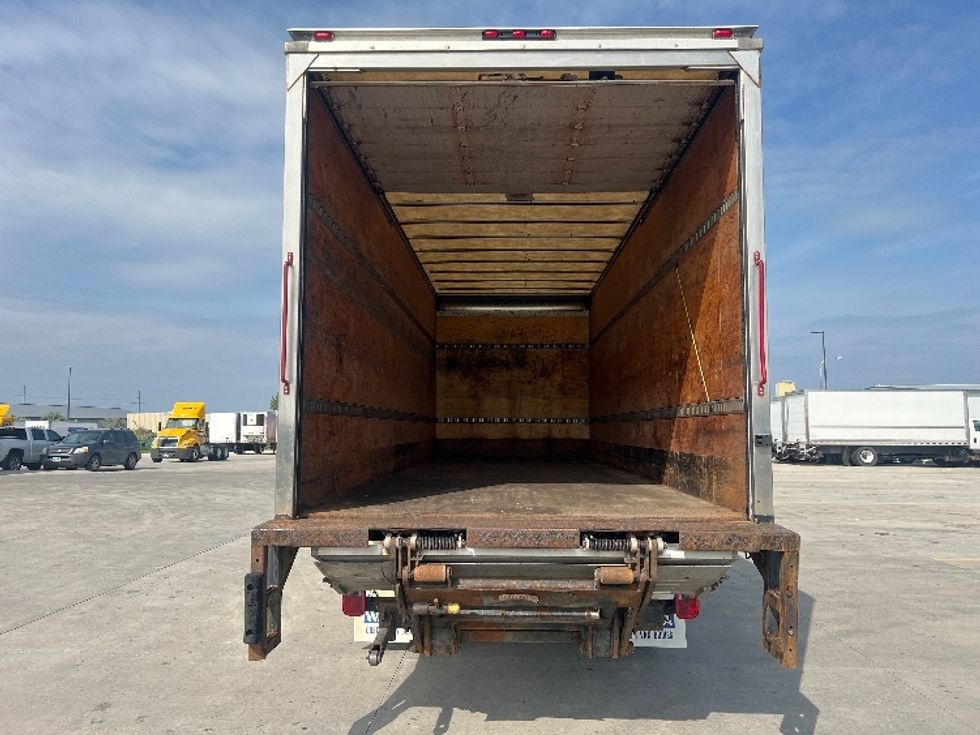 Medium Duty Box Truck-Light and Medium Duty Trucks-Hino-2017-338-West Fargo-ND-365,838\n\t\tmiles-$ 14,000 - Image 8