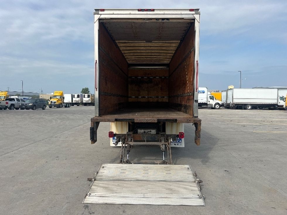 Medium Duty Box Truck-Light and Medium Duty Trucks-Hino-2017-338-West Fargo-ND-365,838\n\t\tmiles-$ 14,000 - Image 9