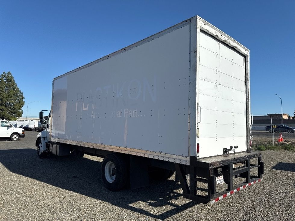 Medium Duty Box Truck-Light and Medium Duty Trucks-Hino-2017-338-West Sacramento-CA-141,827\n\t\tmiles-$ 35,250 - Image 6