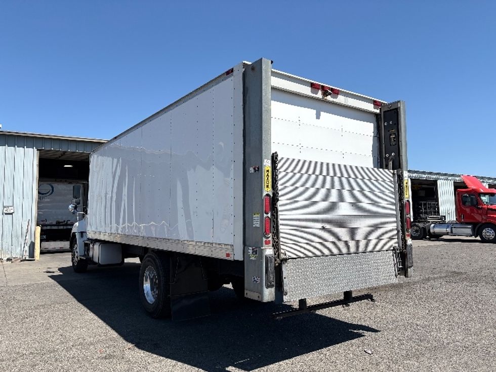 Medium Duty Box Truck-Light and Medium Duty Trucks-Hino-2017-338-West Sacramento-CA-92,310\n\t\tmiles-$ 34,000 - Image 6