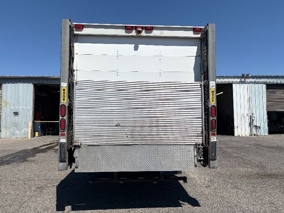 Medium Duty Box Truck-Light and Medium Duty Trucks-Hino-2017-338-West Sacramento-CA-92,310\n\t\tmiles-$ 34,000 - Image 7