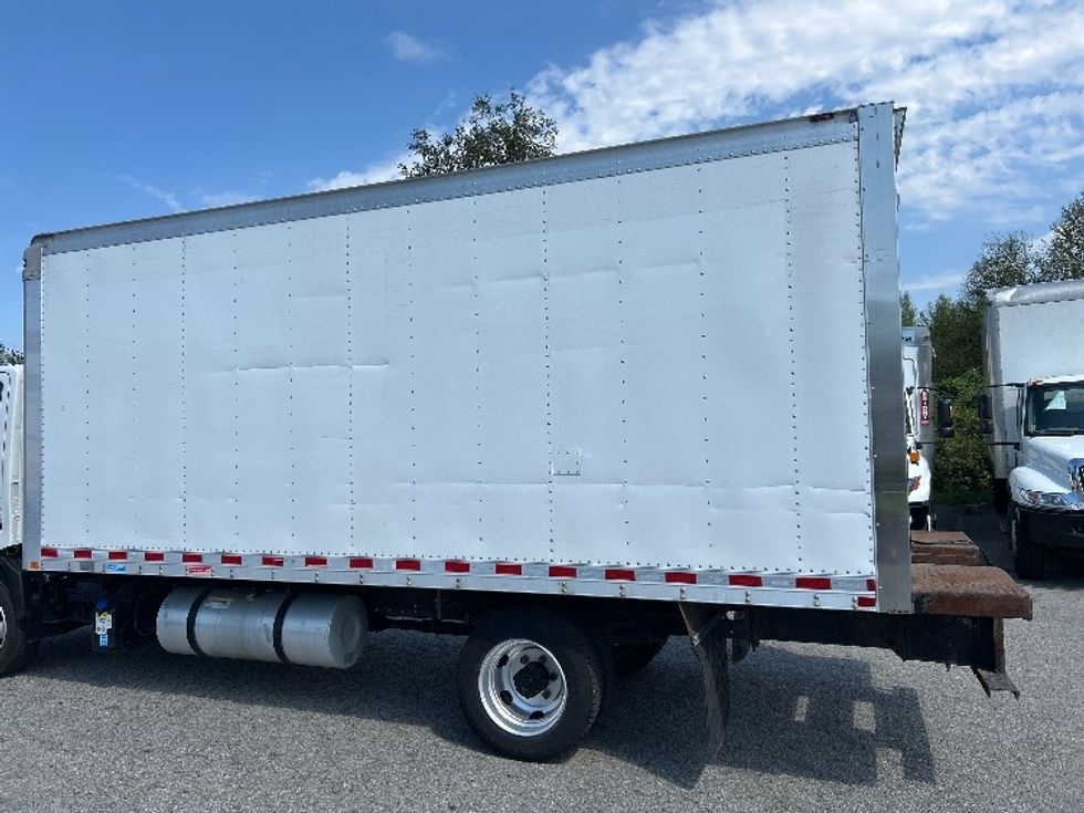Medium Duty Box Truck-Light and Medium Duty Trucks-Hino-2018-195-Abbotsford-BC-151,497\n\t\tkm-$ 44,750 - Image 25
