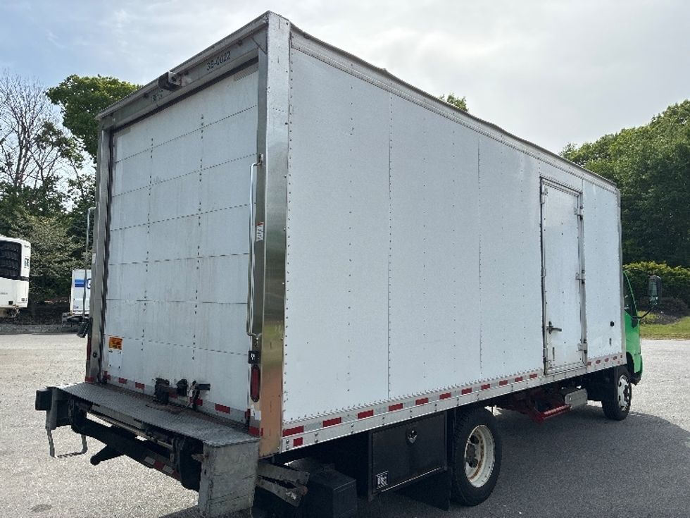 Medium Duty Box Truck-Light and Medium Duty Trucks-Hino-2018-195-Cranbury-NJ-87,757\n\t\tmiles-$ 36,250 - Image 13