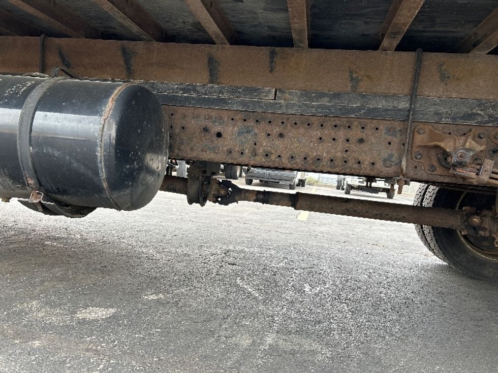Medium Duty Box Truck-Light and Medium Duty Trucks-Hino-2018-195-Etobicoke-ON-96,916\n\t\tkm-$ 45,000 - Image 5