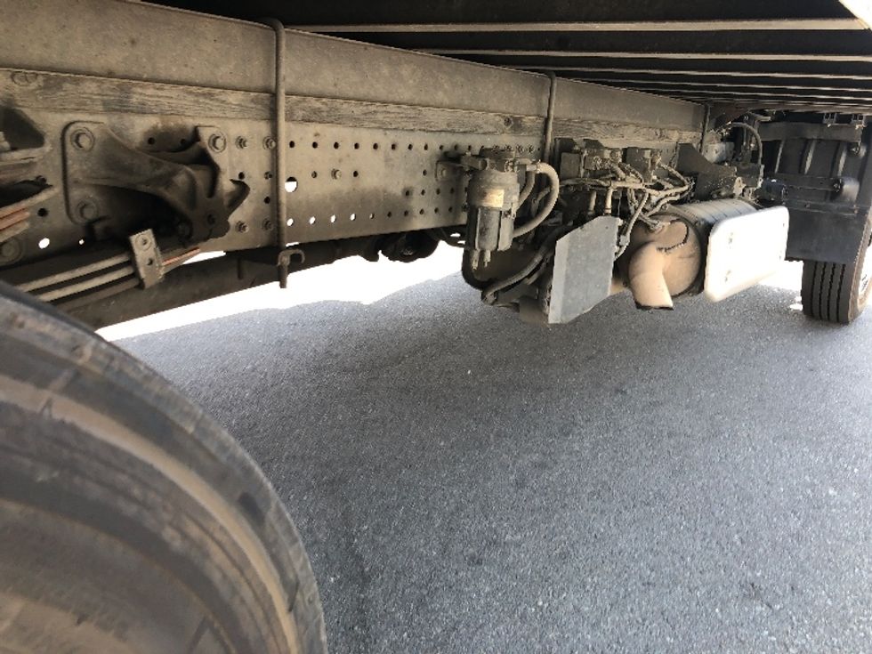 Medium Duty Box Truck-Light and Medium Duty Trucks-Hino-2018-195-Fontana-CA-169,433\n\t\tmiles-$ 32,000 - Image 13