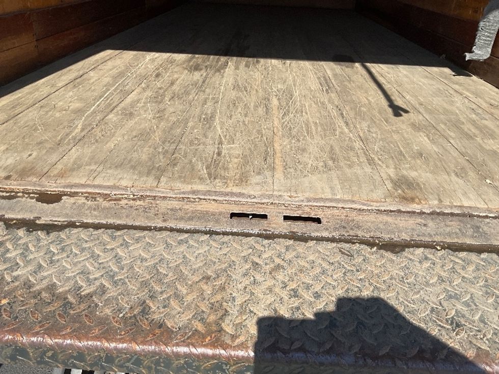 Medium Duty Box Truck-Light and Medium Duty Trucks-Hino-2018-195-New Castle-DE-252,932\n\t\tmiles-$ 17,500 - Image 10