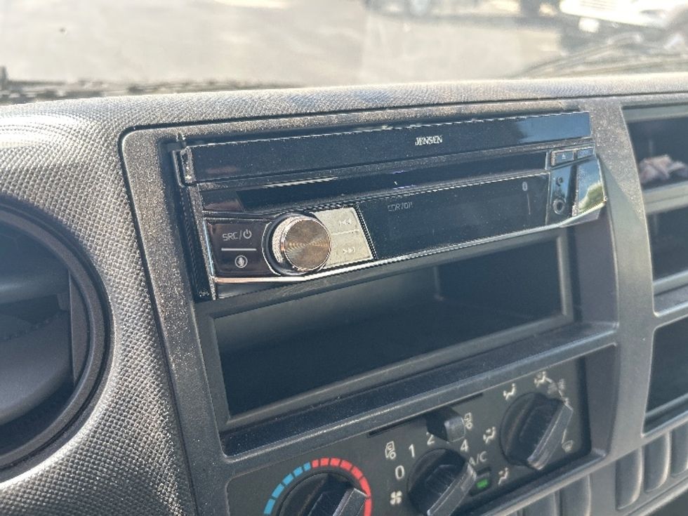 Medium Duty Box Truck-Light and Medium Duty Trucks-Hino-2018-195-Torrance-CA-75,218\n\t\tmiles-$ 43,000 - Image 25