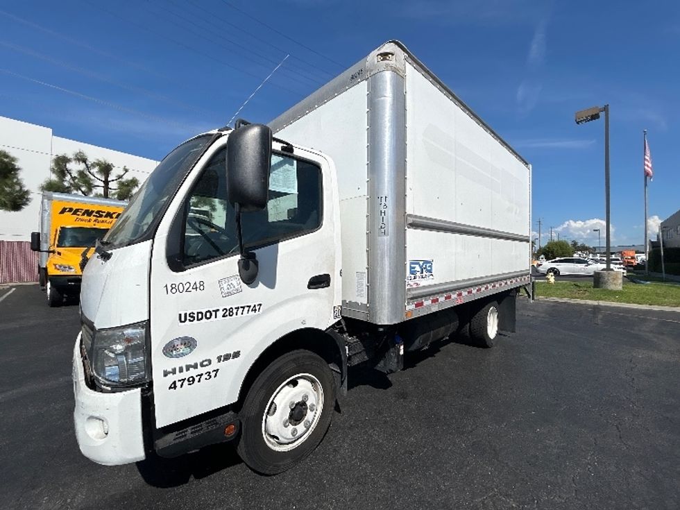 Medium Duty Box Truck-Light and Medium Duty Trucks-Hino-2018-195-Torrance-CA-75,218\n\t\tmiles-$ 43,000 - Image 3