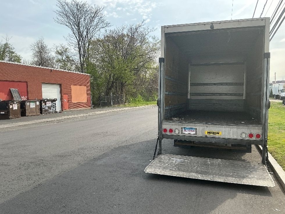 Medium Duty Box Truck-Light and Medium Duty Trucks-Hino-2018-195-Westfield-MA-146,234\n\t\tmiles-$ 38,250 - Image 9