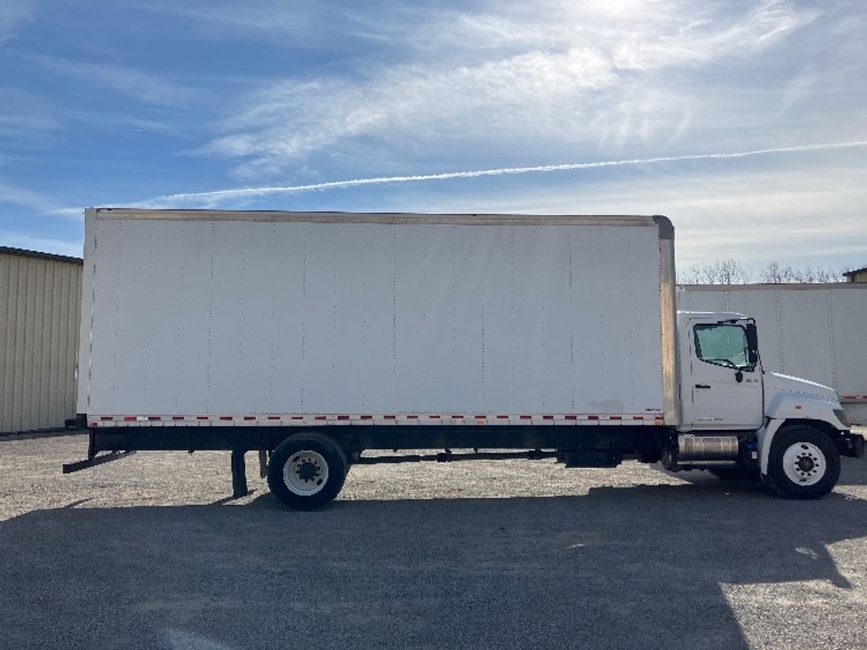 Medium Duty Box Truck-Light and Medium Duty Trucks-Hino-2018-268-Birmingham-AL-39,881\n\t\tmiles-$ 59,250 - Image 15