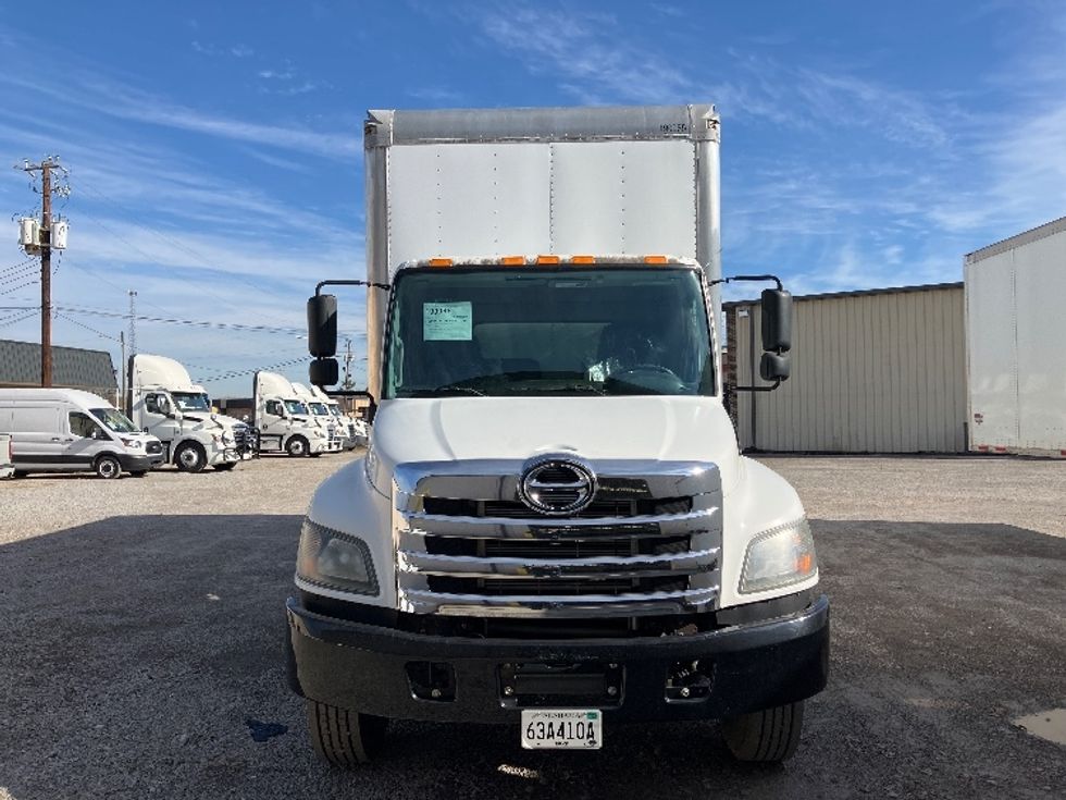 Medium Duty Box Truck-Light and Medium Duty Trucks-Hino-2018-268-Birmingham-AL-39,881\n\t\tmiles-$ 59,250 - Image 2