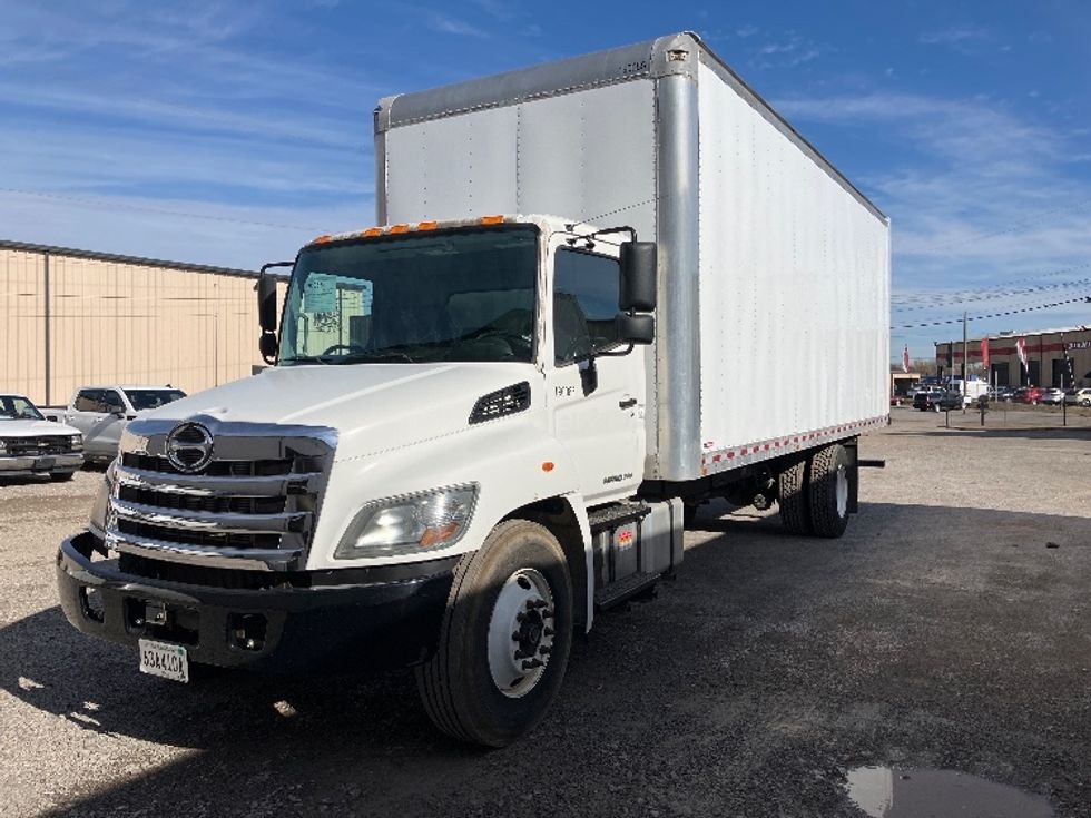 Medium Duty Box Truck-Light and Medium Duty Trucks-Hino-2018-268-Birmingham-AL-39,881\n\t\tmiles-$ 59,250 - Image 3