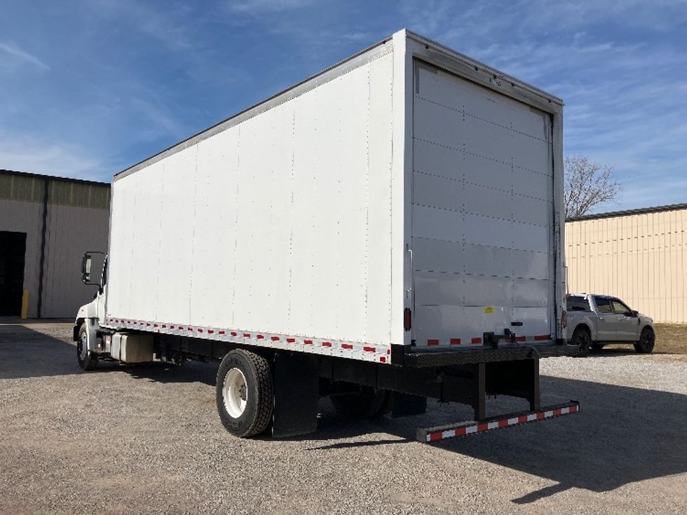 Medium Duty Box Truck-Light and Medium Duty Trucks-Hino-2018-268-Birmingham-AL-39,881\n\t\tmiles-$ 59,250 - Image 6