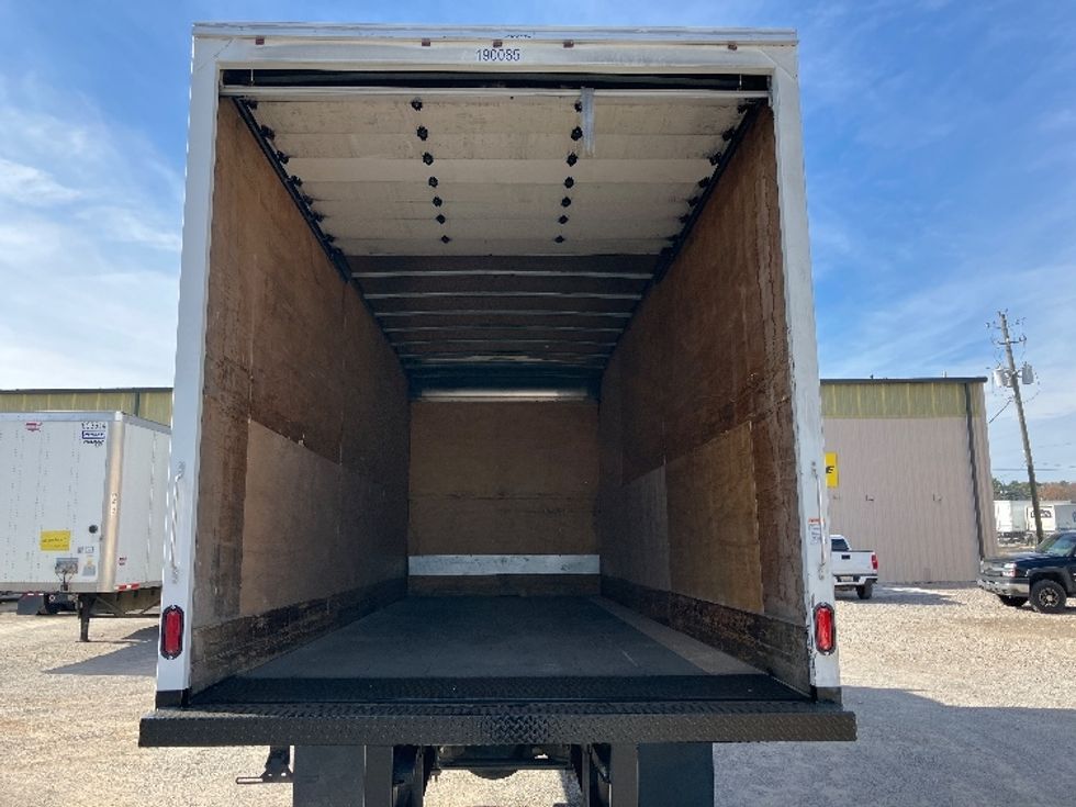 Medium Duty Box Truck-Light and Medium Duty Trucks-Hino-2018-268-Birmingham-AL-39,881\n\t\tmiles-$ 59,250 - Image 8