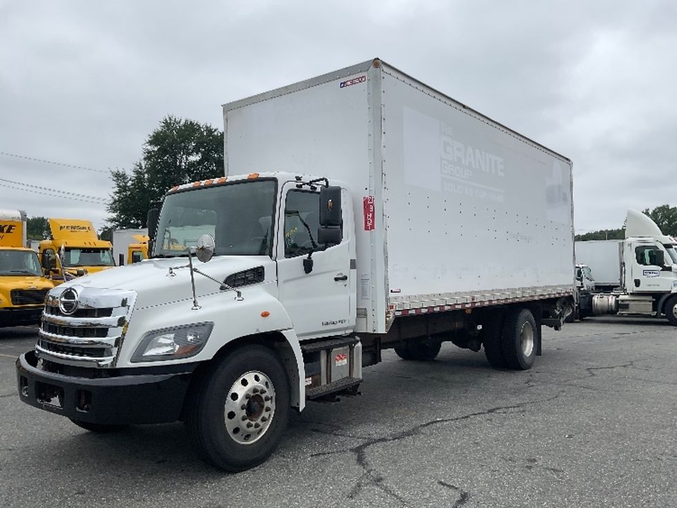 Medium Duty Box Truck-Light and Medium Duty Trucks-Hino-2018-268-Chicopee-MA-174,799\n\t\tmiles-$ 41,500 - Image 3