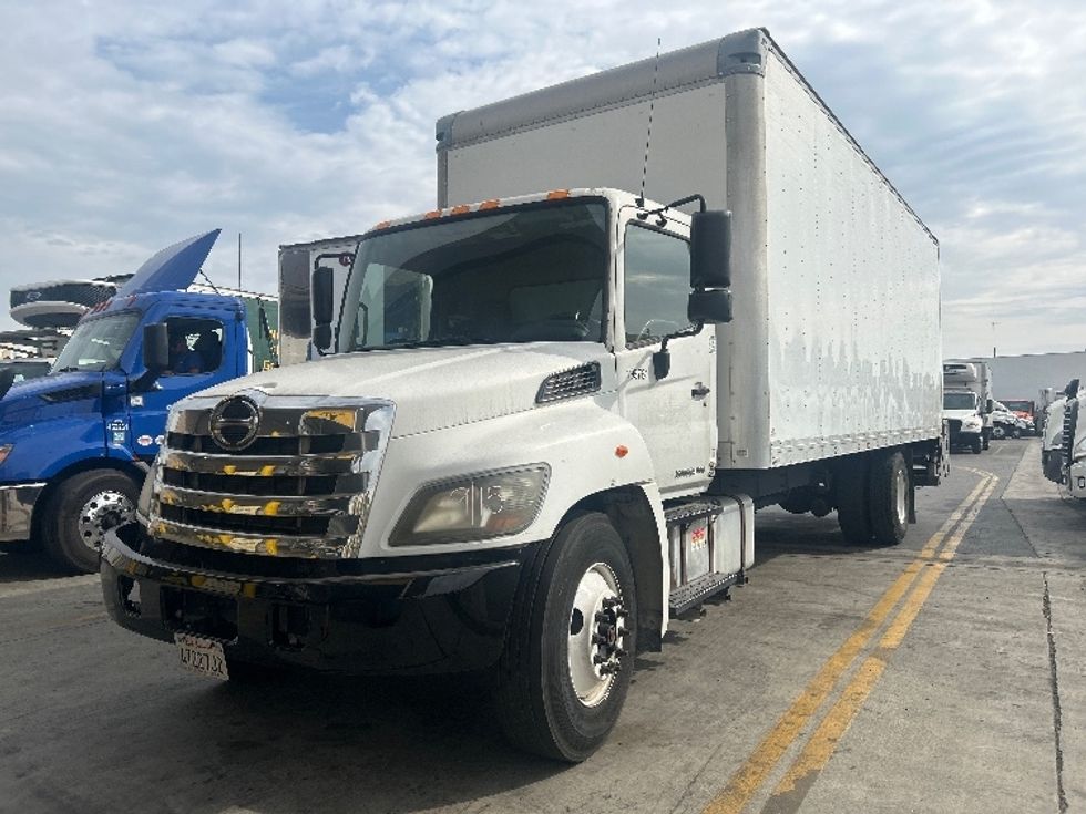 Medium Duty Box Truck-Light and Medium Duty Trucks-Hino-2018-268-City Of Industry-CA-245,118\n\t\tmiles-$ 38,000 - Image 3