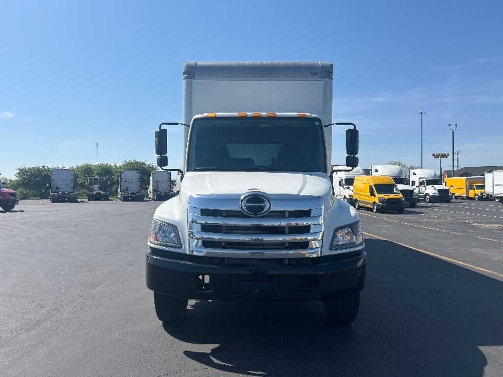 Medium Duty Box Truck-Light and Medium Duty Trucks-Hino-2018-268-Columbus-OH-31,547\n\t\tmiles-$ 55,000 - Image 2