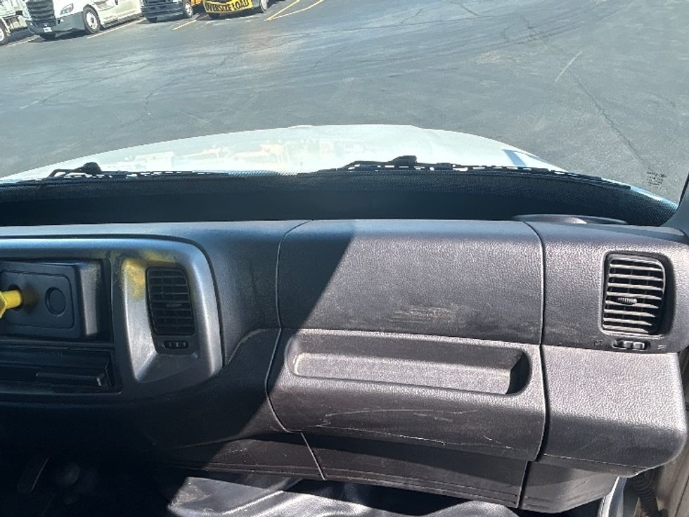 Medium Duty Box Truck-Light and Medium Duty Trucks-Hino-2018-268-Columbus-OH-31,547\n\t\tmiles-$ 55,000 - Image 20