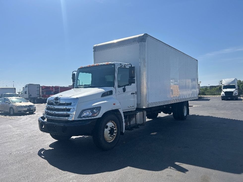 Medium Duty Box Truck-Light and Medium Duty Trucks-Hino-2018-268-Columbus-OH-31,547\n\t\tmiles-$ 55,000 - Image 3