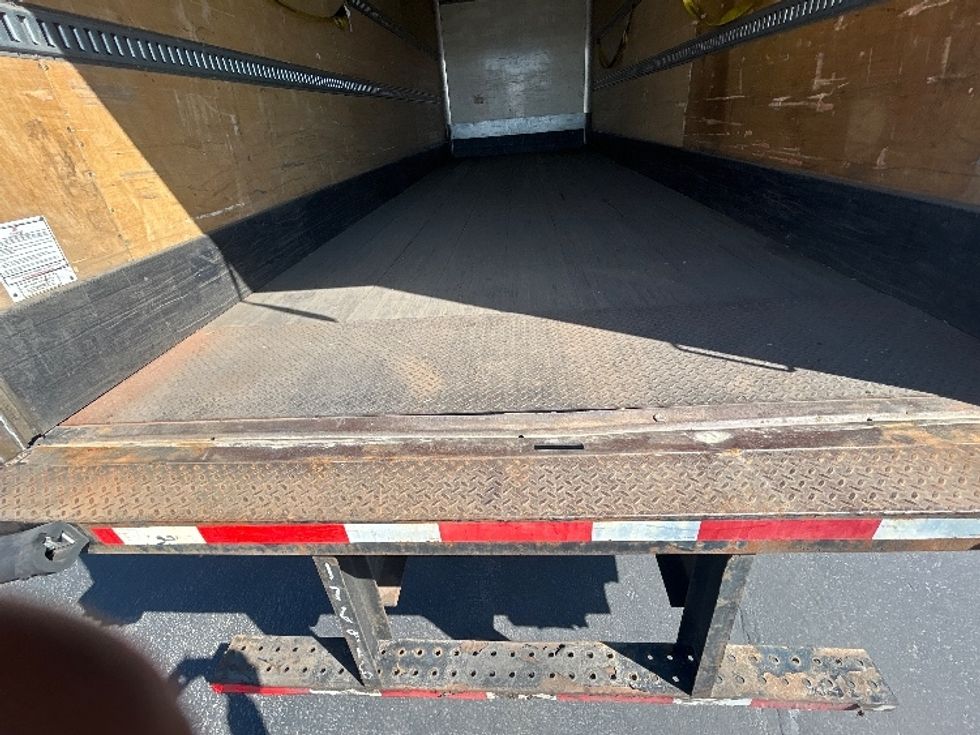 Medium Duty Box Truck-Light and Medium Duty Trucks-Hino-2018-268-Columbus-OH-31,547\n\t\tmiles-$ 55,000 - Image 9
