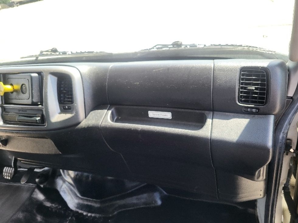 Medium Duty Box Truck-Light and Medium Duty Trucks-Hino-2018-268-Cookeville-TN-229,317\n\t\tmiles-$ 44,000 - Image 21