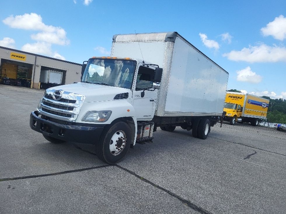 Medium Duty Box Truck-Light and Medium Duty Trucks-Hino-2018-268-Cookeville-TN-229,317\n\t\tmiles-$ 44,000 - Image 3