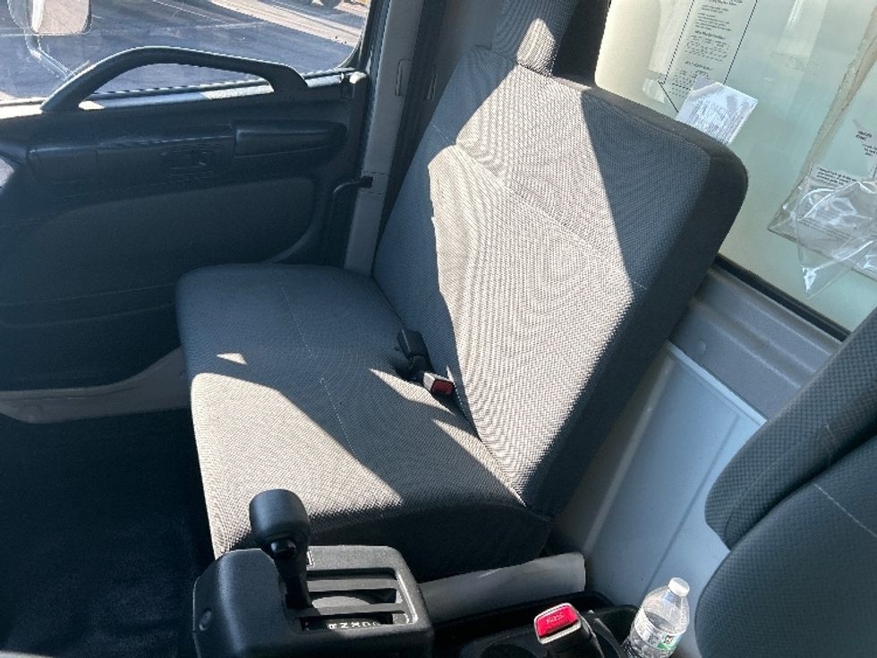 Medium Duty Box Truck-Light and Medium Duty Trucks-Hino-2018-268-El Paso-TX-98,450\n\t\tmiles-$ 57,500 - Image 19