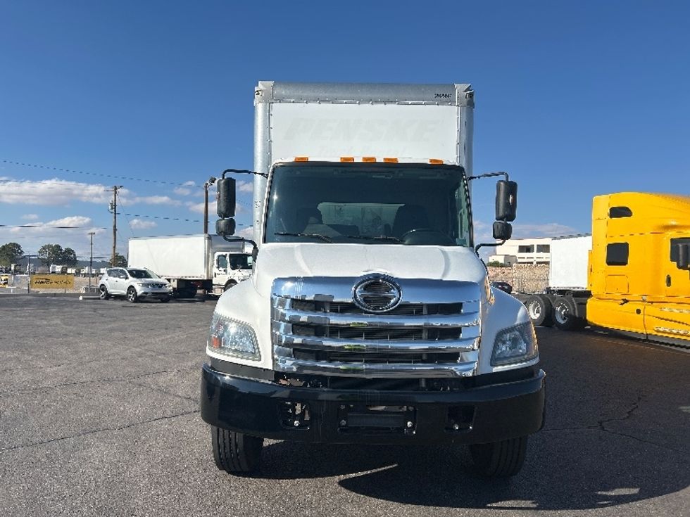 Medium Duty Box Truck-Light and Medium Duty Trucks-Hino-2018-268-El Paso-TX-98,450\n\t\tmiles-$ 57,500 - Image 2