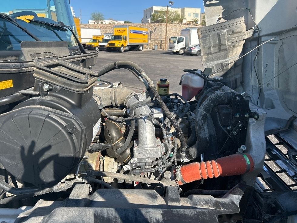 Medium Duty Box Truck-Light and Medium Duty Trucks-Hino-2018-268-El Paso-TX-98,450\n\t\tmiles-$ 57,500 - Image 23