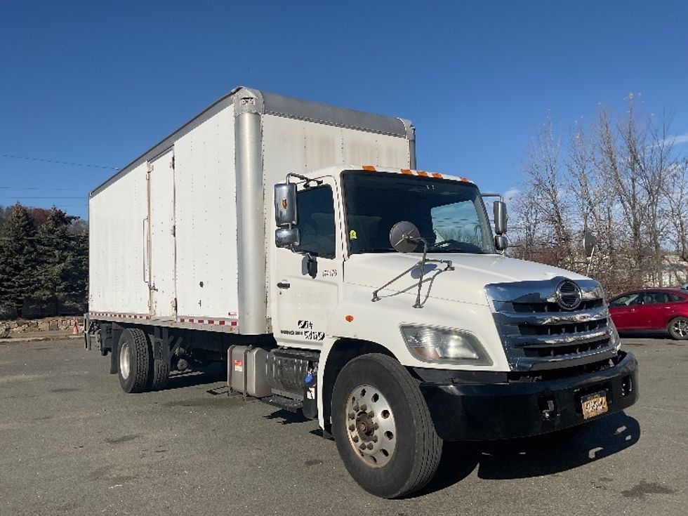 Medium Duty Box Truck-Light and Medium Duty Trucks-Hino-2018-268-Elmsford-NY-123,385\n\t\tmiles-$ 50,000 - Image 1