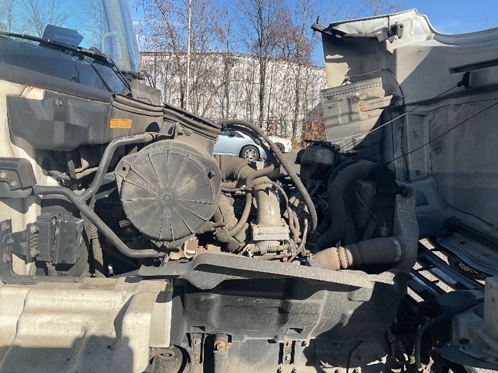 Medium Duty Box Truck-Light and Medium Duty Trucks-Hino-2018-268-Elmsford-NY-123,385\n\t\tmiles-$ 50,000 - Image 23